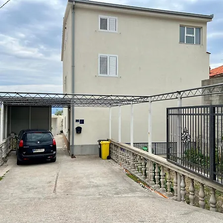 Marija By The Sea Dugi Rat